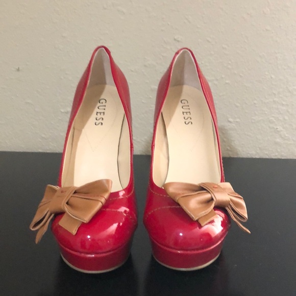 Red platform heels with bow and detail stitching - Picture 2 of 6